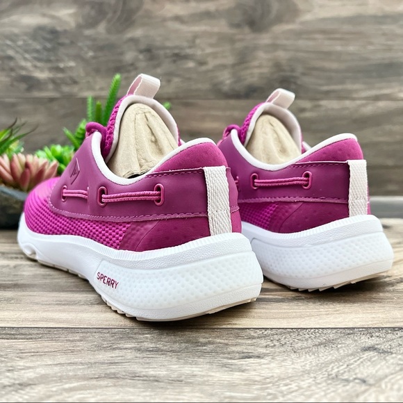 NIB Sperry 7 Sea 3-Eye Hydrophobic Sneaker Magenta Water Friendly Quick Drying - Picture 5 of 14